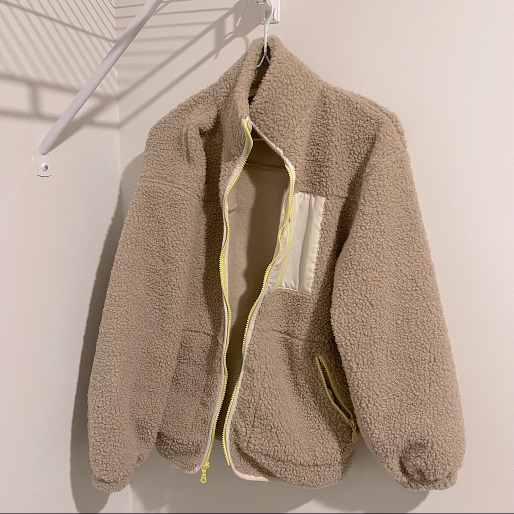 Universal thread jacket